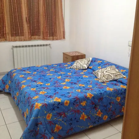 Casalbergo L'oasi بيت شباب