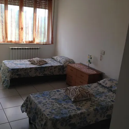 Casalbergo L'oasi بيت شباب